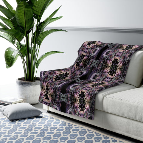 DIXL Leafy Love Fleece Blanket